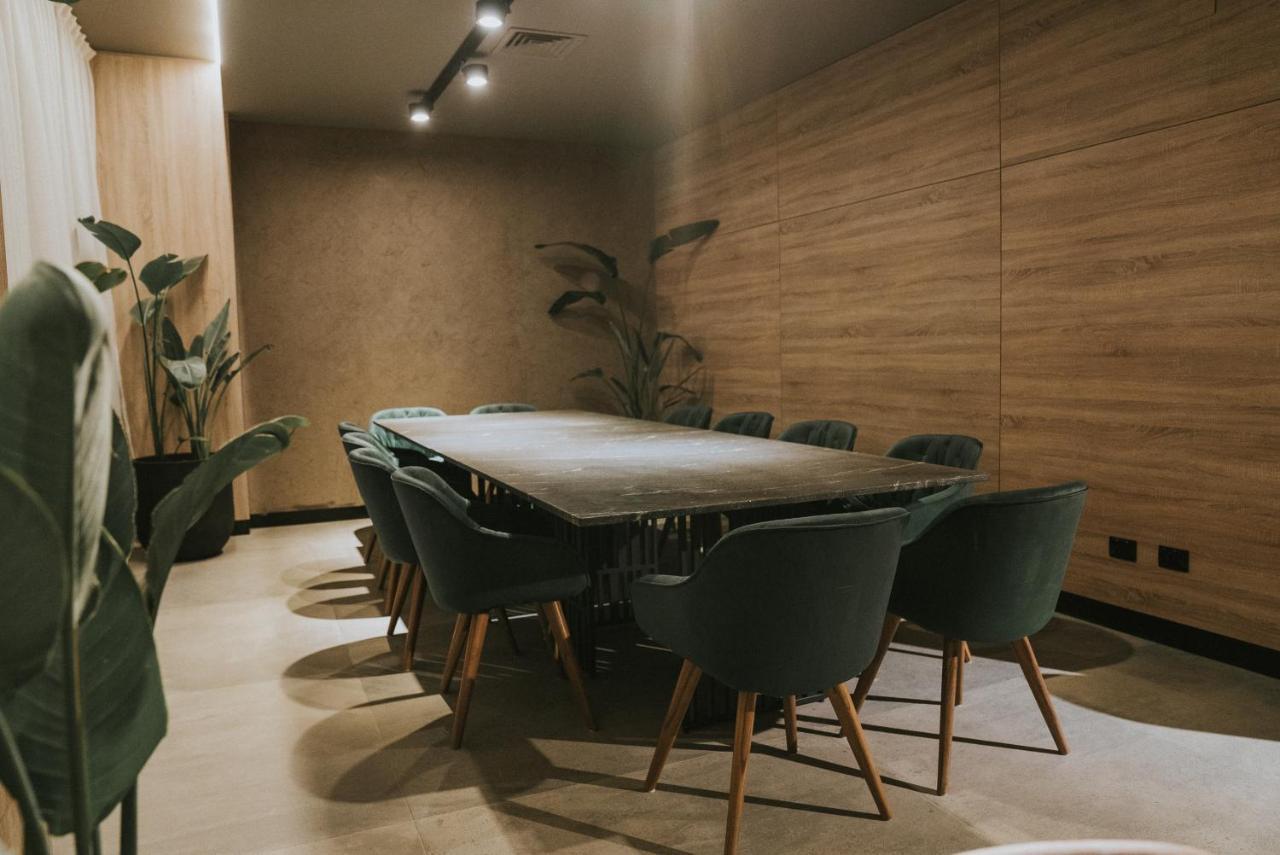 Howard Johnson Plaza La Ribera Resistencia Ngoại thất bức ảnh