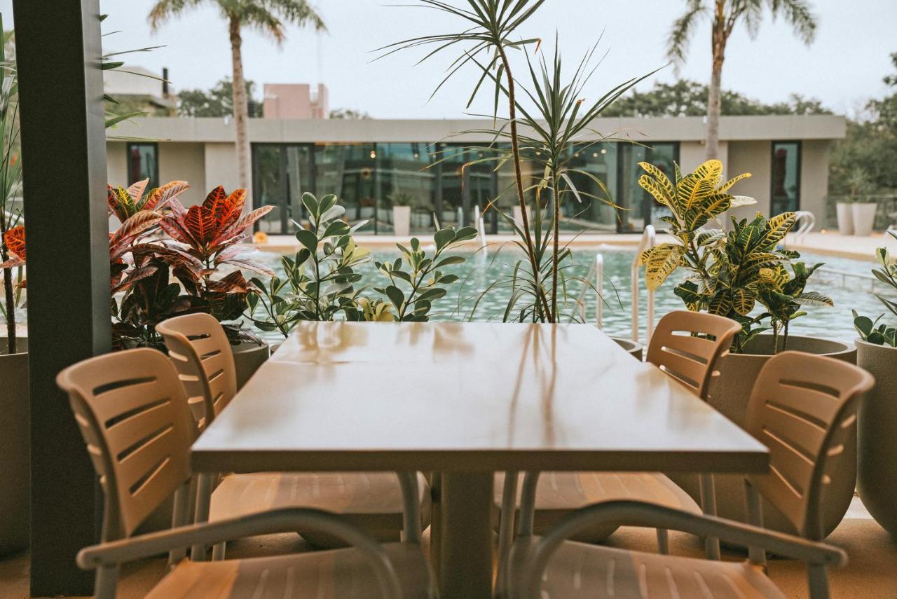 Howard Johnson Plaza La Ribera Resistencia Ngoại thất bức ảnh